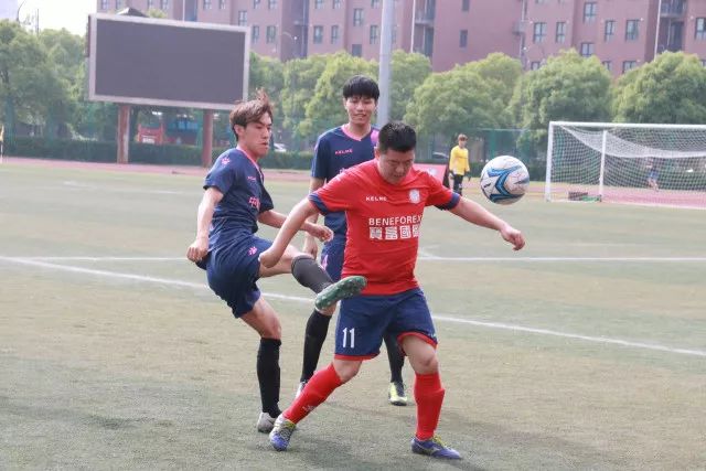 罗德里成就非凡，金球奖历史第一人